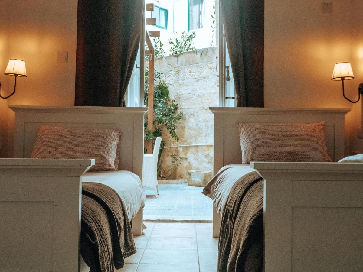 The Maltese Sun Hotel Sliema Exterior photo